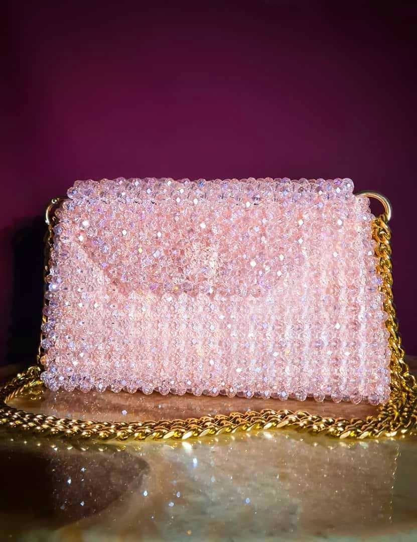a-chic-handcrafted-handbag-made-of-sparkling-glass-crystal-beads