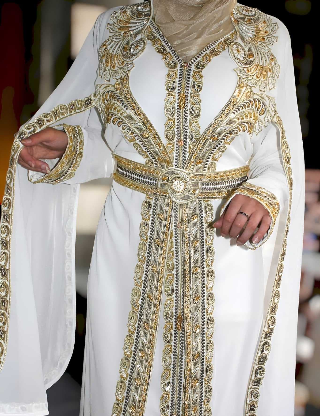 Luxurious oriental caftan White  2XL