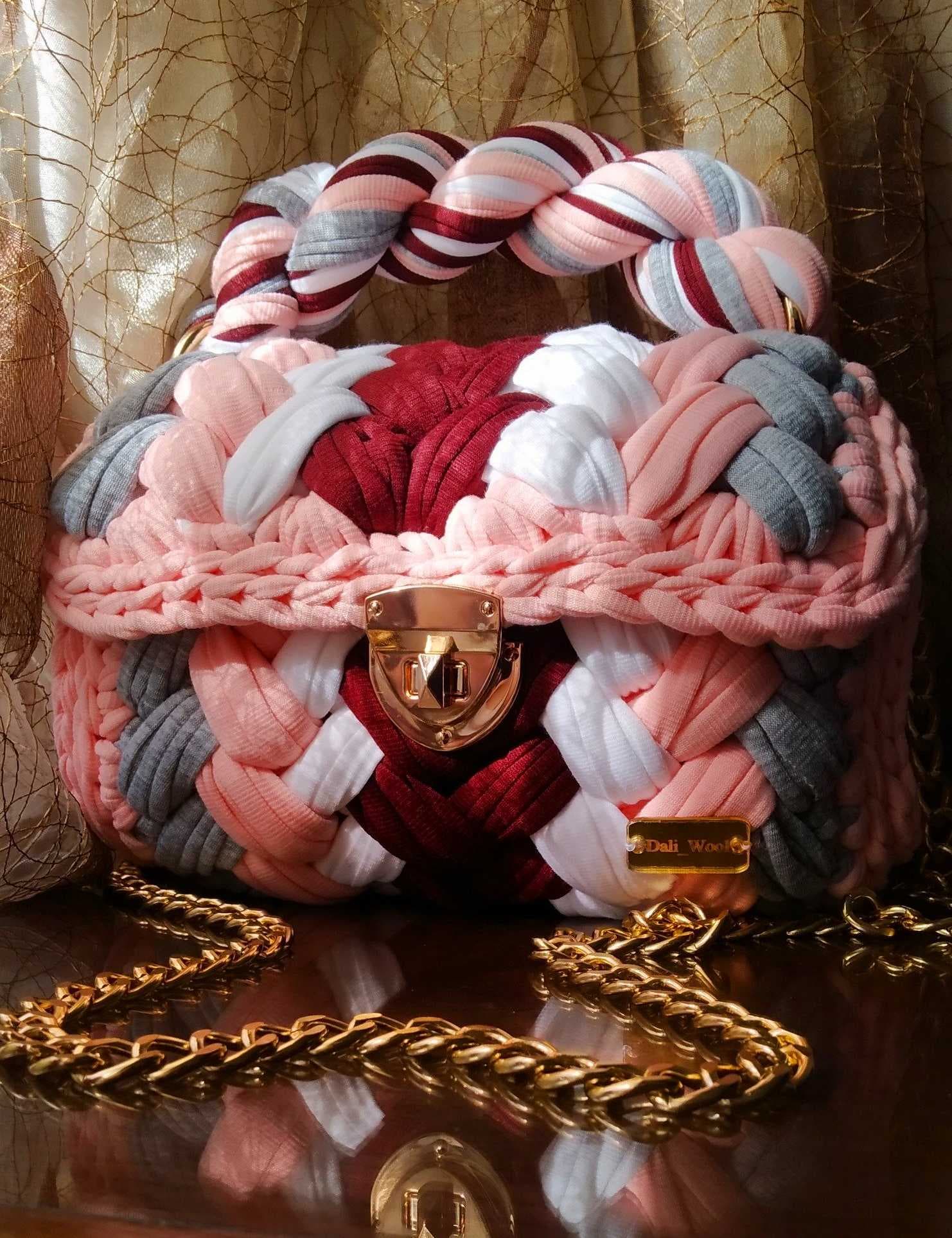 a-beautifully-handcrafted-handbag