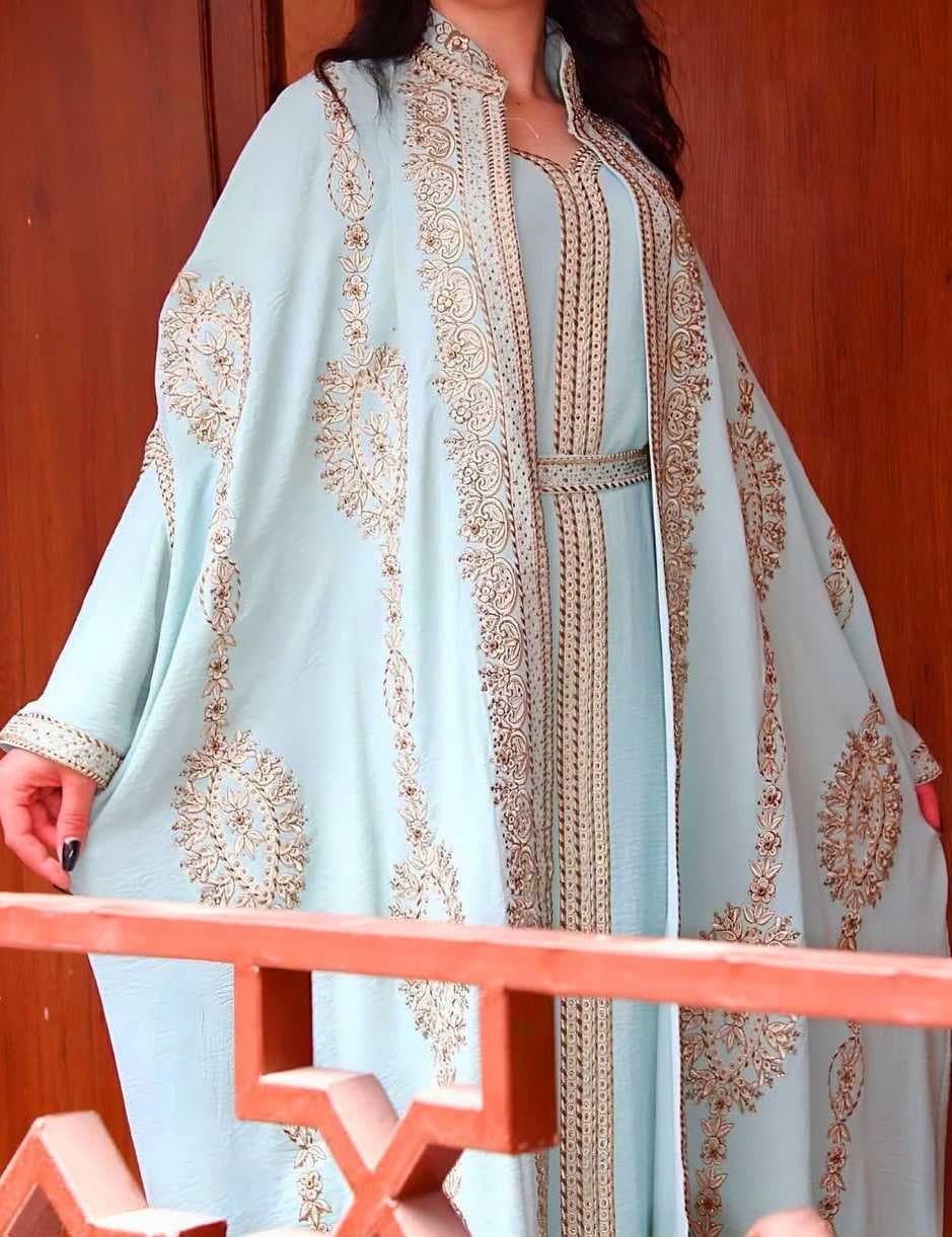 embroidered caftan light Blue  XL