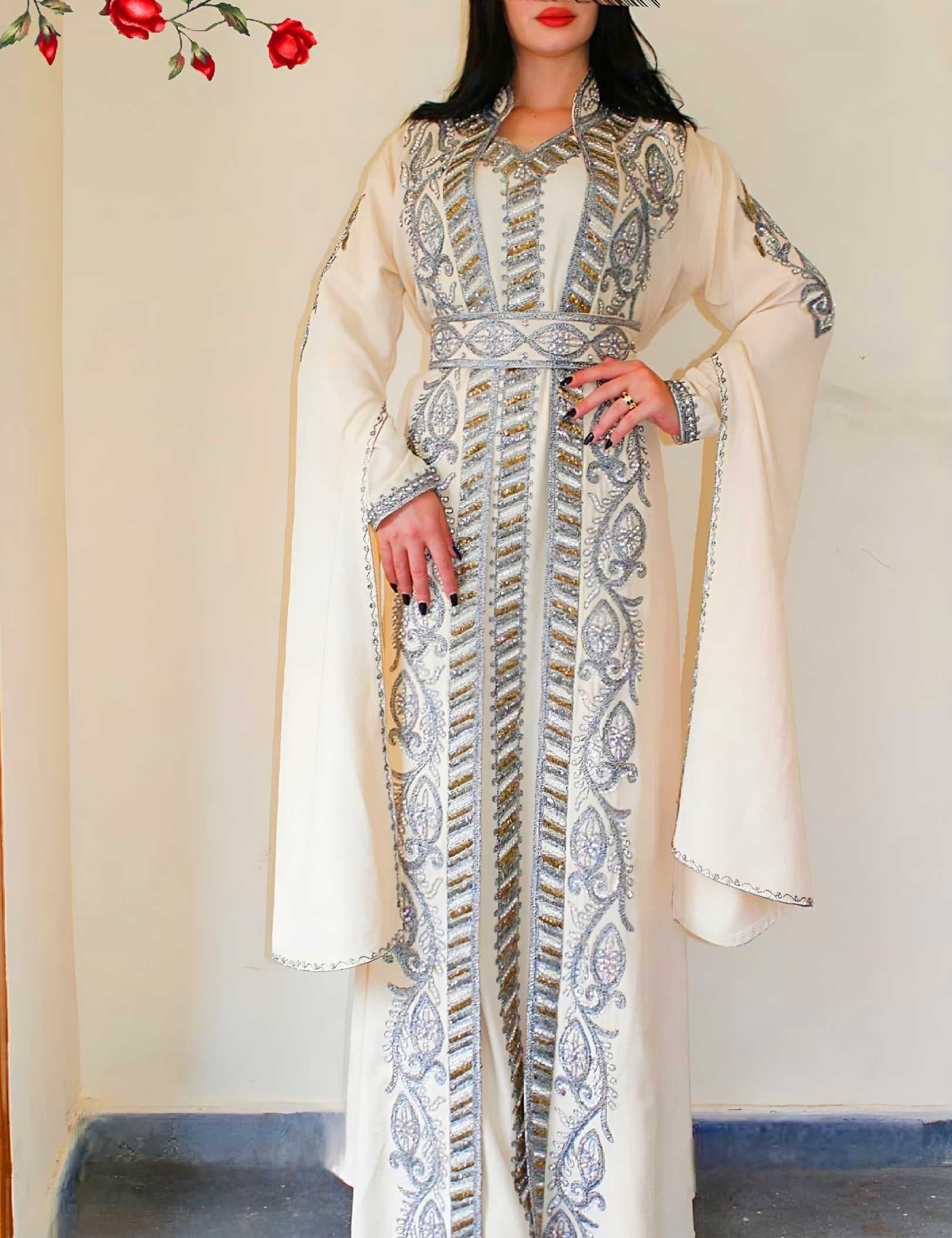A luxurious Moroccan caftan Off-White  L