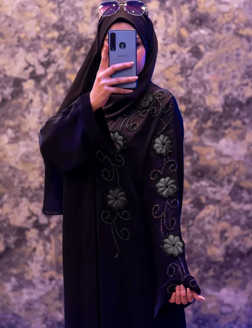 black abaya Beige  M - 2