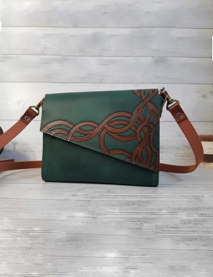 knotwork-satchel-handcrafted-heritage-meets-everyday-elegance