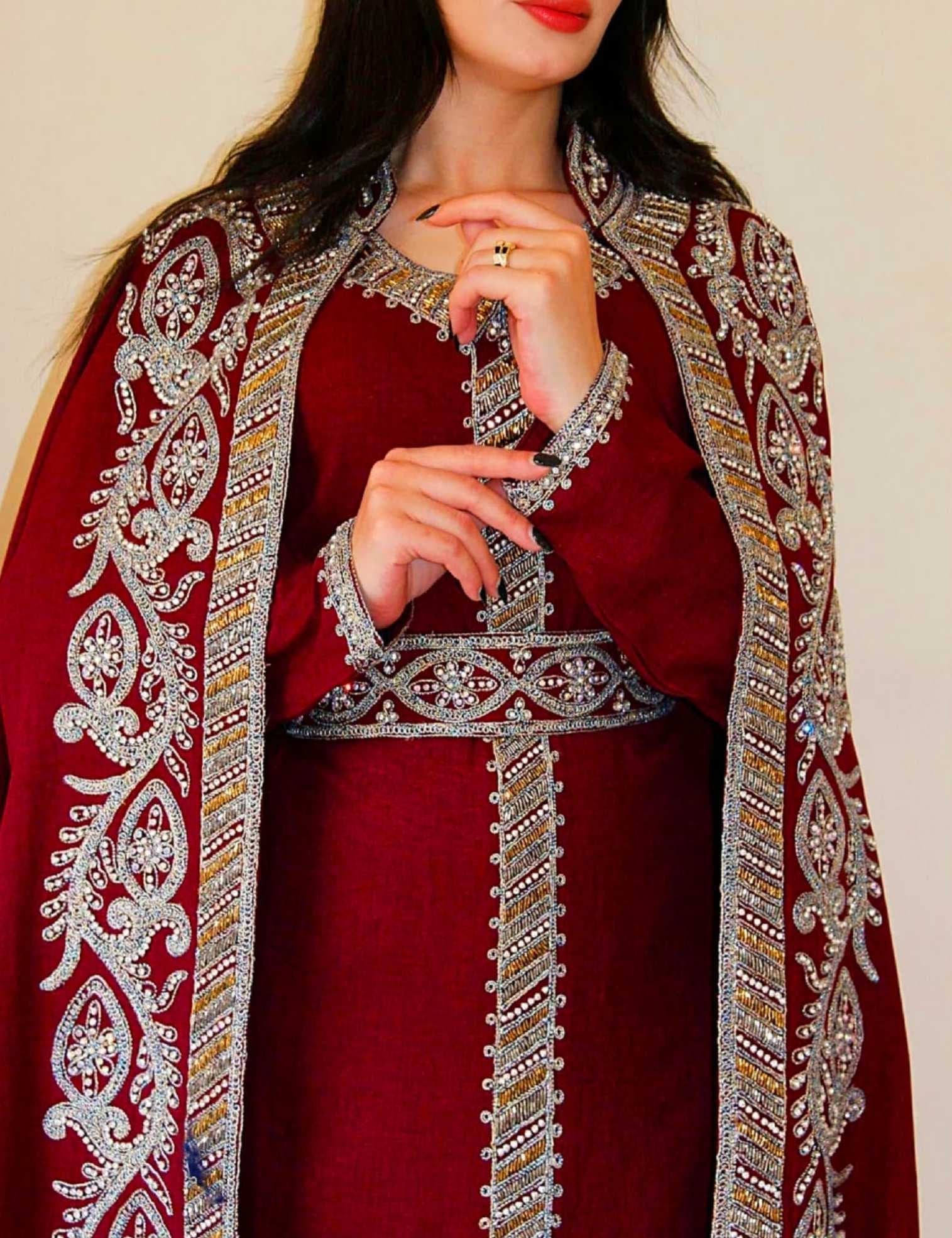 a-luxurious-moroccan-caftan